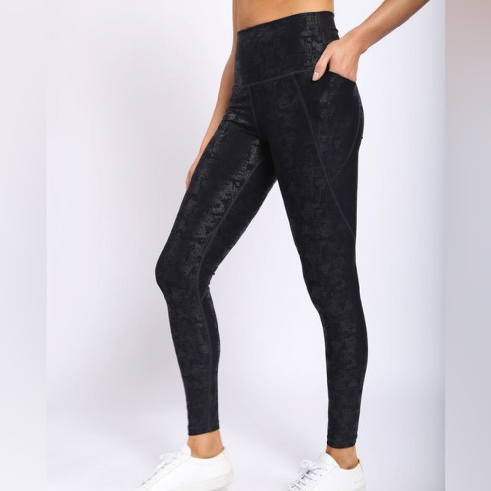 Metallic Black Leggings